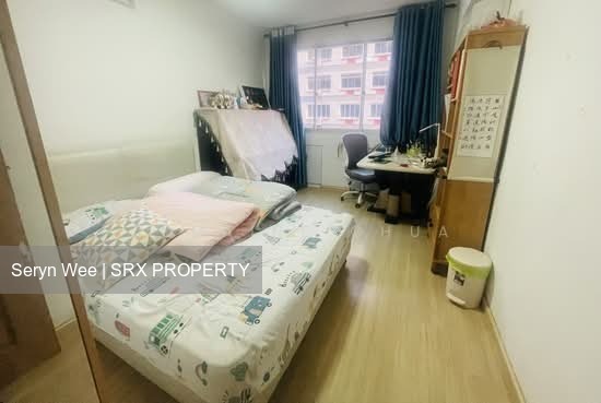 Blk 305 Tampines Street 32 (Tampines), HDB 5 Rooms #556439501
